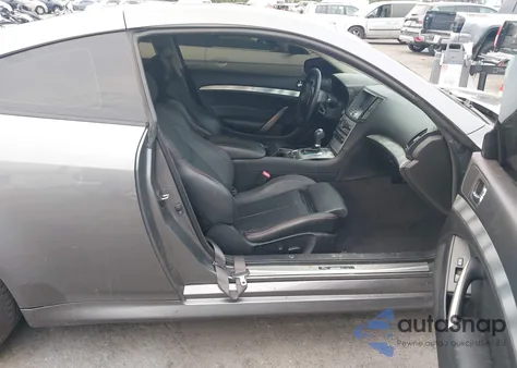 2015 Infiniti Q60 S Limited из США, поврежденный, VIN JN1CV6EK7FM870361